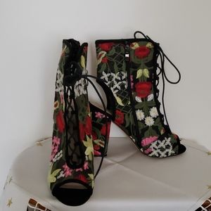 Hot Tomato Floral Boots